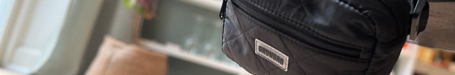 GRÜNBAG SLING BAG