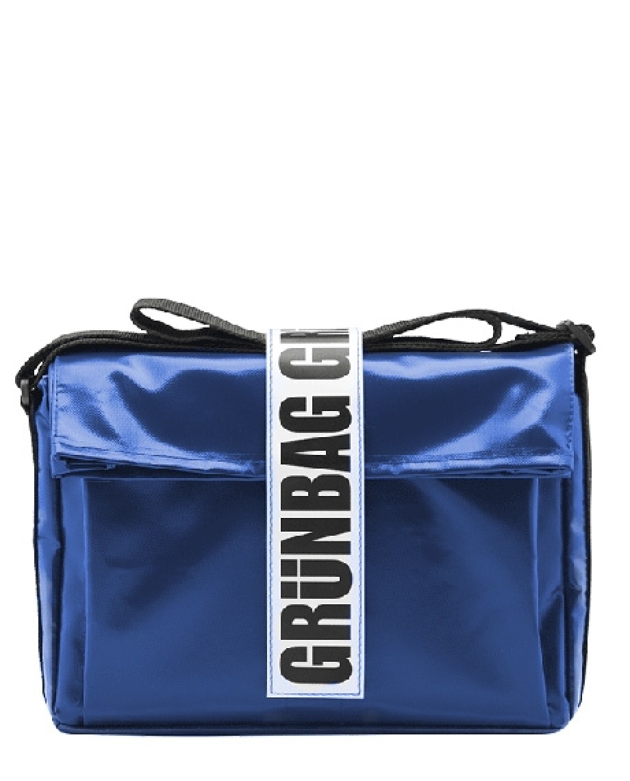 BlueComputerBagCarry-09