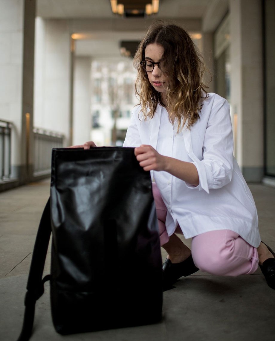 BlackBackpackNorr-09
