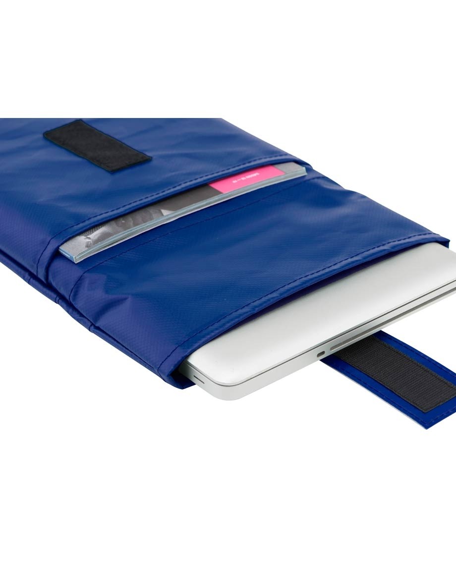 BlueGRNBAGSleeve13-02