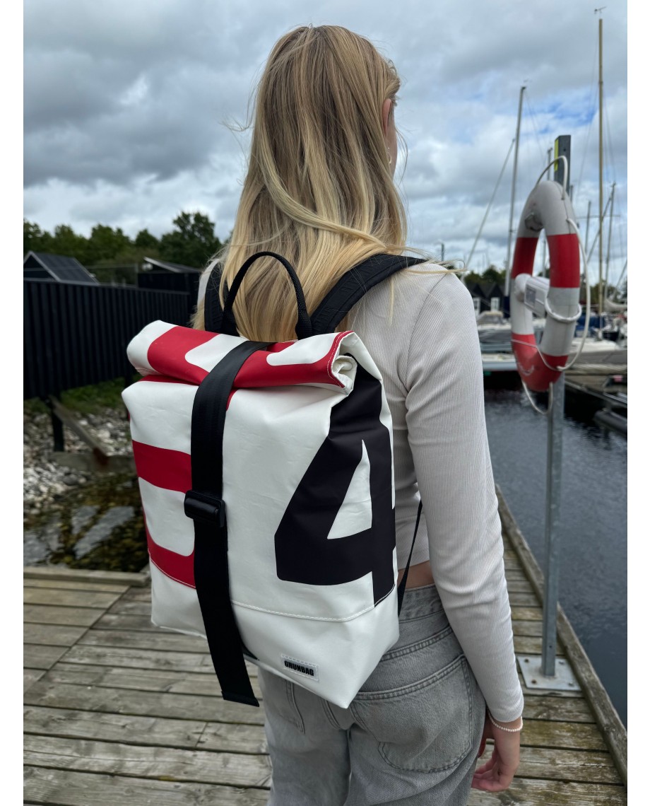 UniqueSailsBackpackNorrStrap16-026