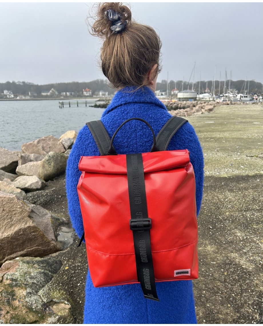 Red Backpack Norr Strap