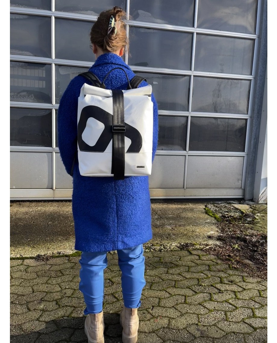 UniqueSailsBackpackNorrStrap17-031